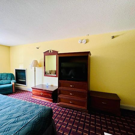 Ozark Inn And Suites Osage Beach Exterior foto
